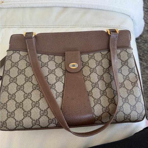 Vintage Gucci Canvas and Leather shoulder Bag - Picture 17 of 17